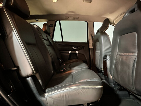 Volvo XC90 D5 EXECUTIVE AWD 19