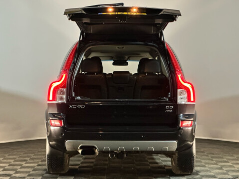 Volvo XC90 D5 EXECUTIVE AWD 8