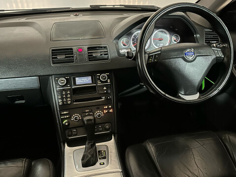 Volvo XC90 D5 SE AWD 12