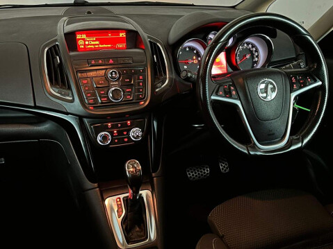 Vauxhall Zafira SRI CDTI 12