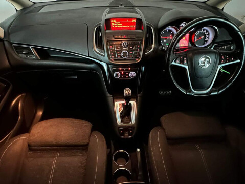 Vauxhall Zafira SRI CDTI 13