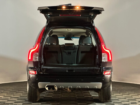 Volvo XC90 D5 ES AWD 8