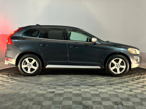 Volvo XC60 D5 R-DESIGN AWD 4