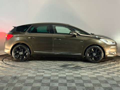 Citroen DS5 HYBRID4 DSTYLE EGS 4