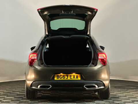 Citroen DS5 HYBRID4 DSTYLE EGS 8