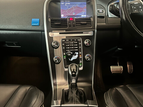 Volvo XC60 T6 R-DESIGN LUX NAV AWD 14