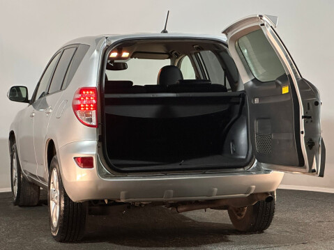 Toyota Rav 4 XT-R VALVEMATIC 9
