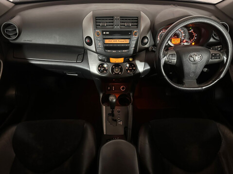 Toyota Rav 4 XT-R VALVEMATIC 12