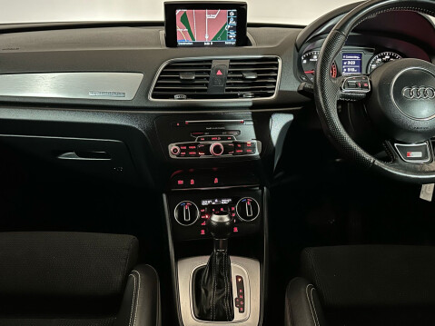 Audi Q3 TDI QUATTRO S LINE 14