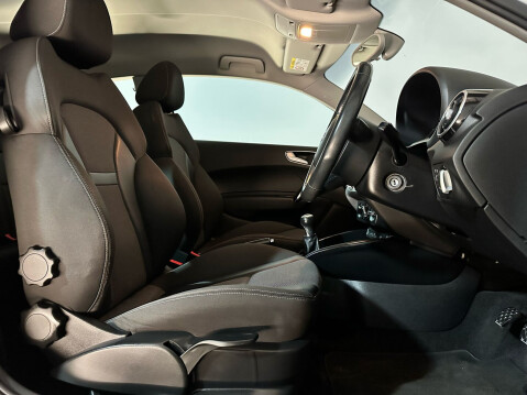 Audi A1 TDI SPORT 17