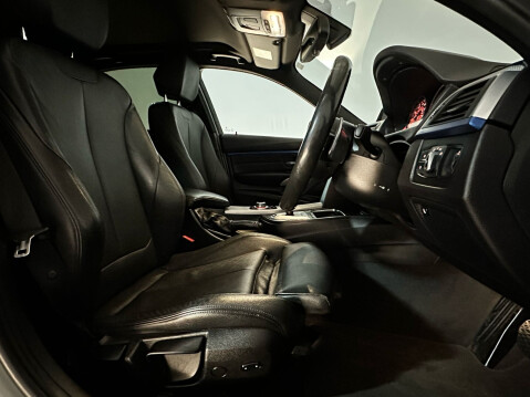 BMW 3 Series 330E M SPORT 17