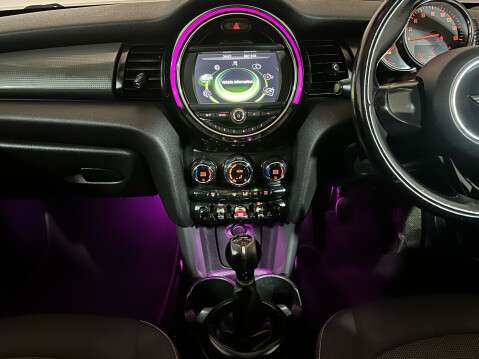Mini Hatch ONE D 14