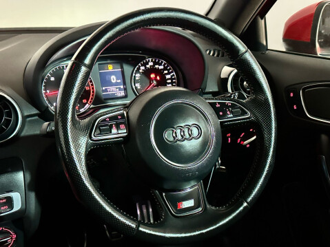 Audi A1 TDI S LINE 13