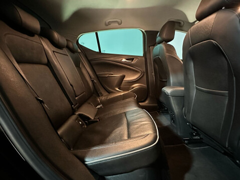 Vauxhall Astra ELITE NAV ECOFLEX S/S 17