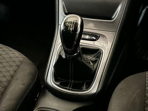 Vauxhall Astra DESIGN CDTI S/S 14