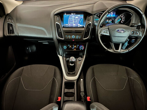 Ford Focus ZETEC TDCI 11