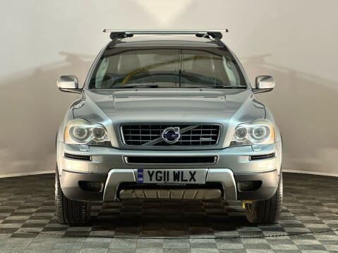 Volvo XC90 D5 R-DESIGN SE AWD 2