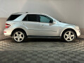 Mercedes-Benz M Class ML300 CDI BLUEEFFICIENCY SPORT 4