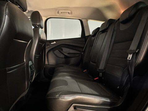 Ford Kuga TITANIUM TDCI 17
