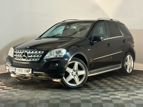 Mercedes-Benz M Class ML300 CDI BLUEEFFICIENCY SPORT 3
