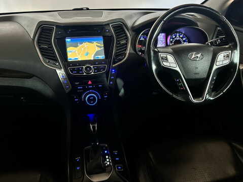 Hyundai SANTA FE PREMIUM CRDI 13