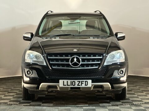 Mercedes-Benz M Class ML300 CDI BLUEEFFICIENCY SE 2