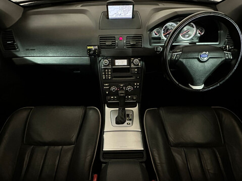 Volvo XC90 D5 SE LUX AWD 11
