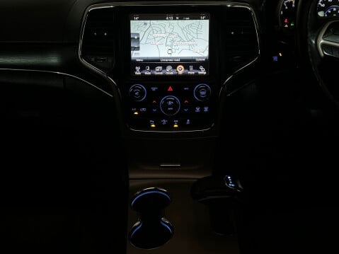 Jeep Grand Cherokee V6 CRD SUMMIT 9