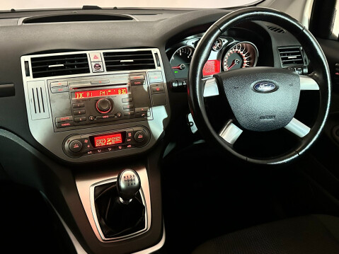 Ford Kuga ZETEC TDCI 2WD 11