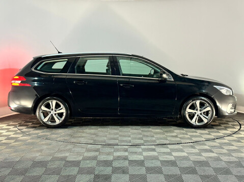 Peugeot 308 BLUE HDI S/S SW ACTIVE 4