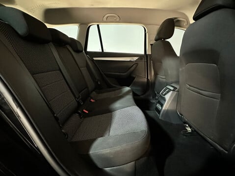 Skoda Octavia SE BUSINESS GREENLINE III TDI 18