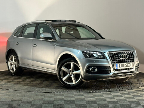 Audi Q5 TDI QUATTRO DPF S LINE 1
