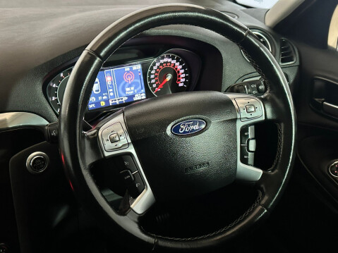 Ford S-Max TITANIUM TDCI 12