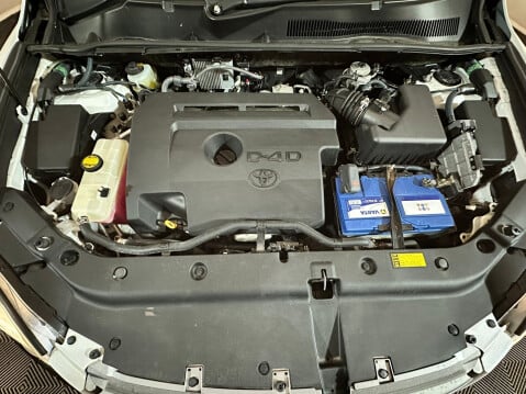 Toyota Rav 4 XT-R D-4D 10