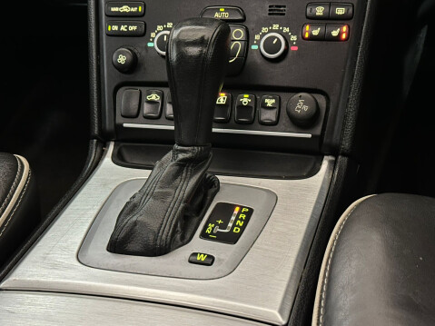Volvo XC90 D5 SE LUX AWD 15