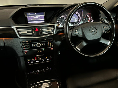 Mercedes-Benz E Class E250 CDI BLUEEFFICIENCY AVANTGARDE 12
