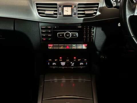 Mercedes-Benz E Class E220 BLUETEC AMG LINE 16