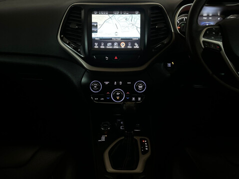 Jeep Cherokee M-JET LIMITED 13