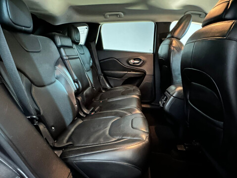 Jeep Cherokee M-JET LIMITED 17