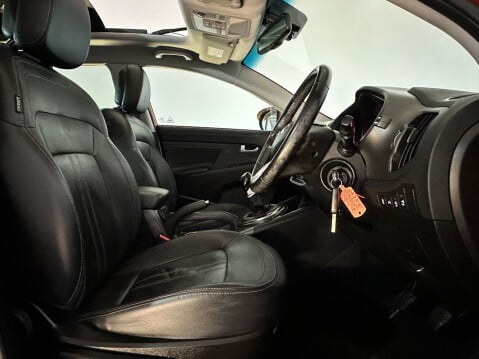 Kia Sportage CRDI 3 SAT NAV 16