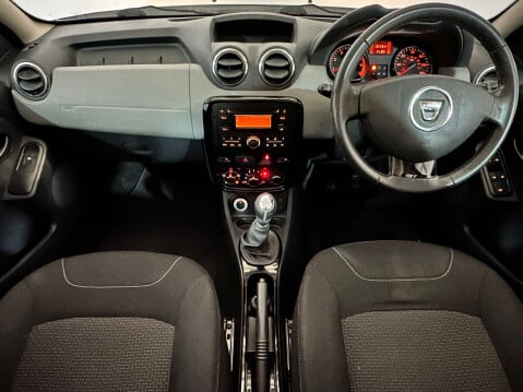 Dacia Duster LAUREATE DCI 4WD 11