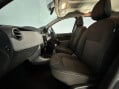 Dacia Duster LAUREATE DCI 4WD 17
