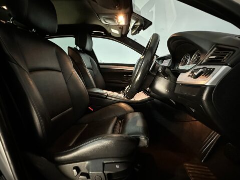 BMW 5 Series 520D M SPORT 15