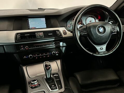 BMW 5 Series 520D M SPORT 12