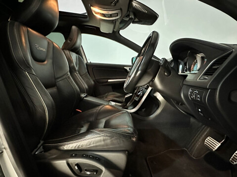 Volvo XC60 D4 R-DESIGN LUX NAV 16
