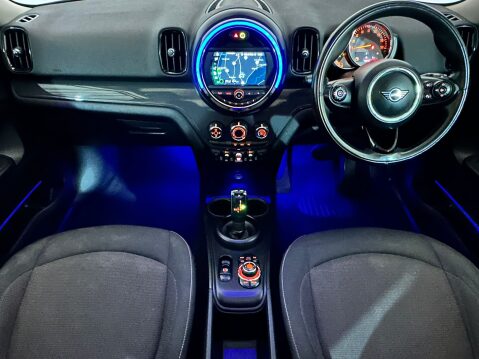 Mini Countryman COOPER D CLASSIC 11
