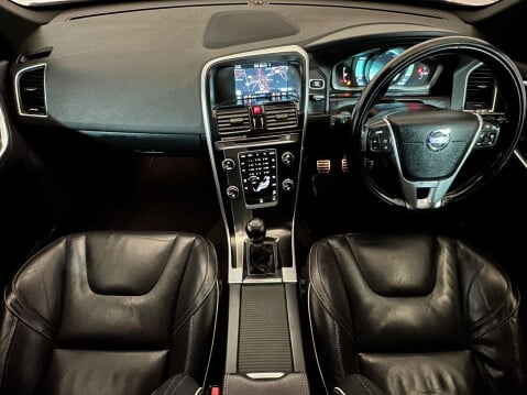 Volvo XC60 D4 R-DESIGN LUX NAV AWD 11