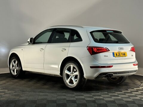 Audi Q5 TDI QUATTRO DPF S LINE 9