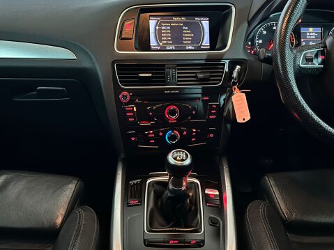 Audi Q5 TDI QUATTRO DPF S LINE 14