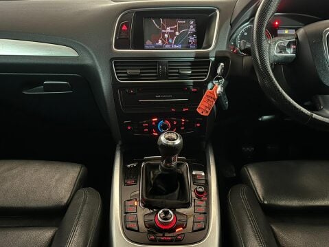 Audi Q5 TDI QUATTRO S LINE SPECIAL EDITION 14